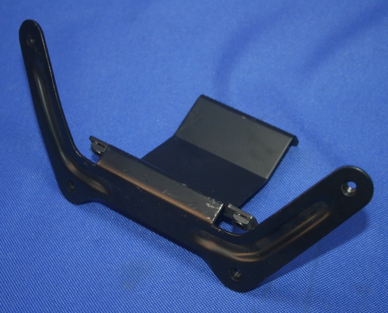 Halter Windschutzscheibe R1100RS fest nicht verstellbar !