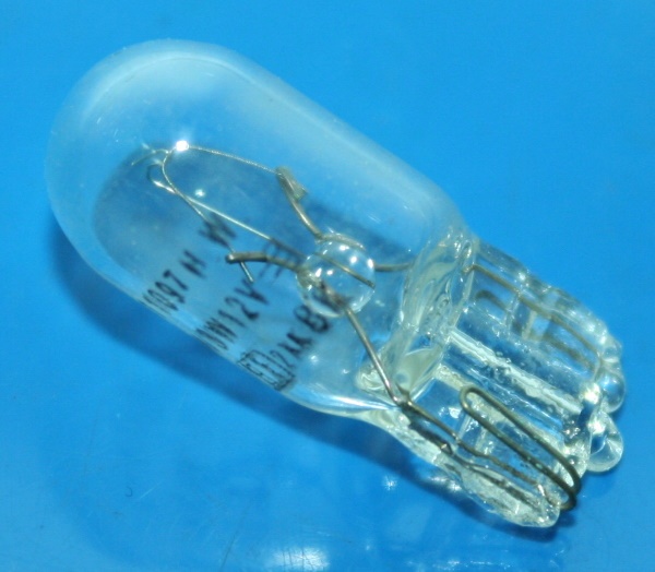 Lampe 12V 3W Instr.Kombi /6- Glassockel
