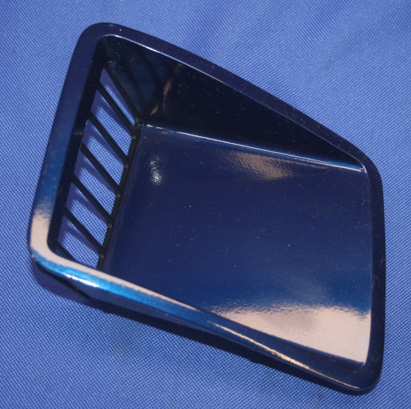 Lufteintritt R-RT rechts bermuda-blau 225/644