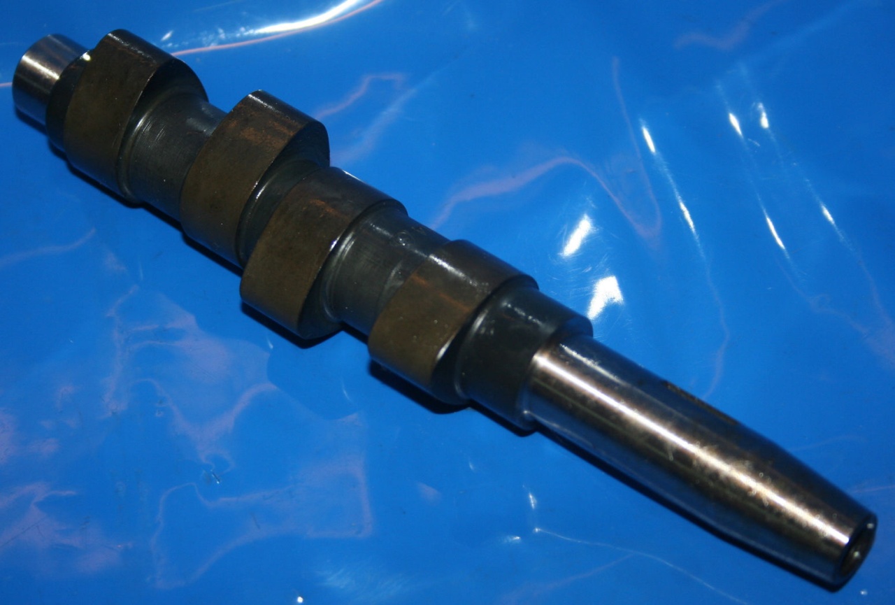 Nockenwelle R51/3-R67 R50 R60 300° 1. Ausführung nicht /2!!
