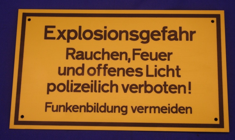 Hinweisschild Heiz&ouml;llagerung gelb ca. 25x15 cm