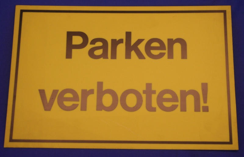 Hinweisschild Parken verboten ! gelb ca. 30x20 cm