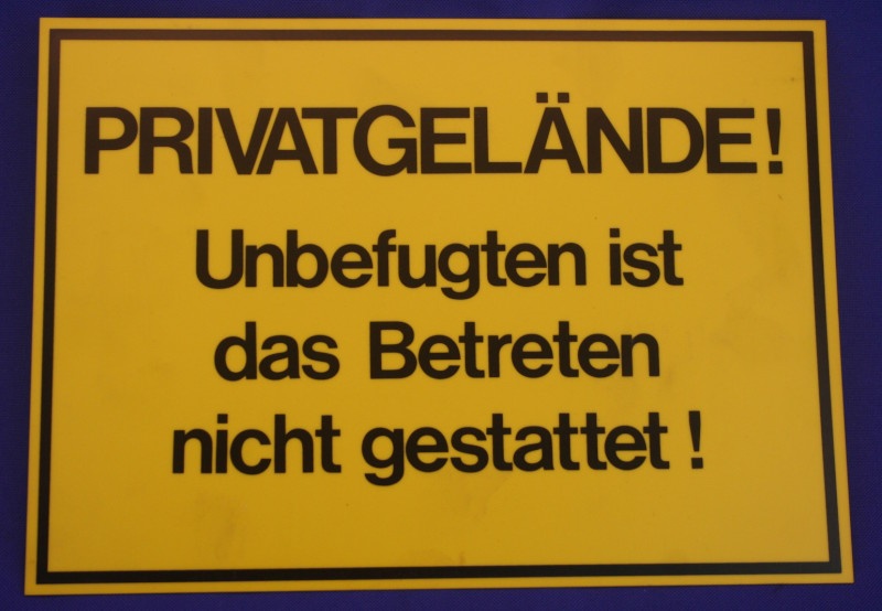 Hinweischild Privatgrundst&uuml;ck gelb ca. 35x25 cm