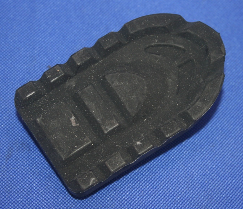 Fu&szlig;rasten-Gummi Fahrer G650Xcountry G650Xmoto