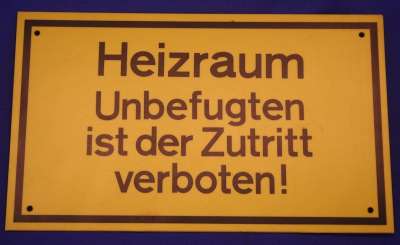 Hinweisschild Heizraum Unbefugten gelb ca. 25x15 cm gelocht