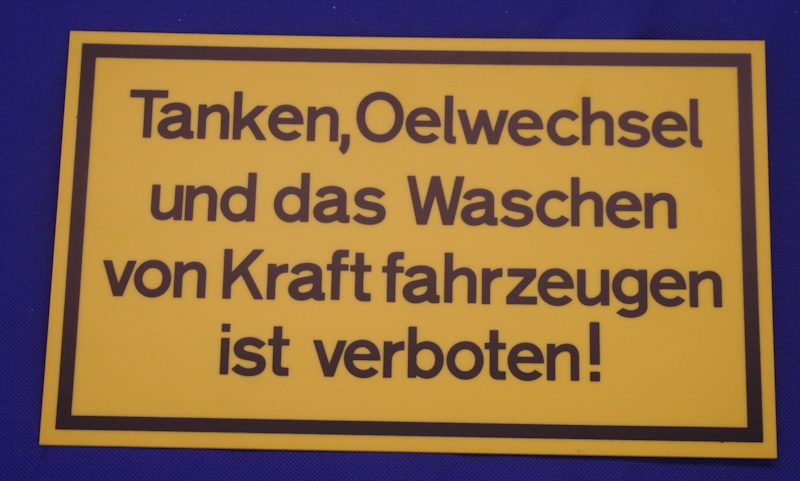Hinweisschild Tanken, Oelwechsel u.Waschen gelb ca. 25x15 cm